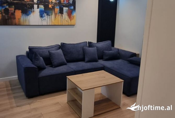 Shtepi me qera Apartament ne Tirane, 2+1, Mobilimi E mobiluar, Pagesa 600  Euro.
