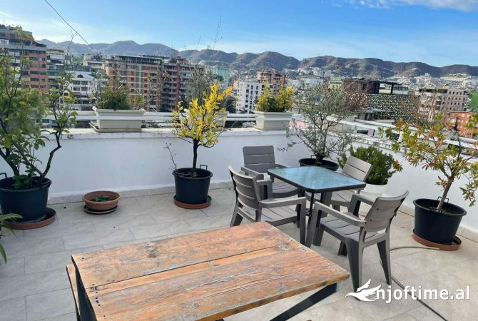 Shtepi me qera Apartament ne Tirane, 2+1, Mobilimi E mobiluar, Pagesa 1,300  Euro.