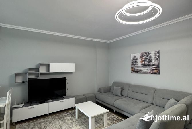 Shtepi me qera 1+1 ne Tirane - 400 Euro