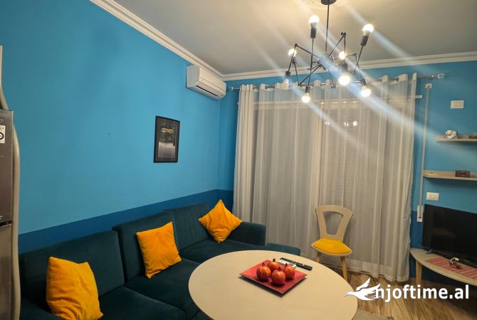 Shtepi me qera Apartament ne Tirane, 2+1, Mobilimi E mobiluar, Pagesa 600  Euro.