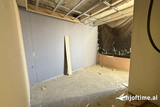 Shtepi ne shitje 5+1 ne Tirane - 350,000 Euro