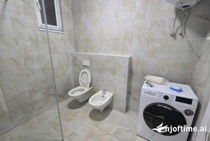 Shtepi ne shitje Apartament ne Tirane, 1+1, Mobilimi E mobiluar, Pagesa 185,440  Euro.