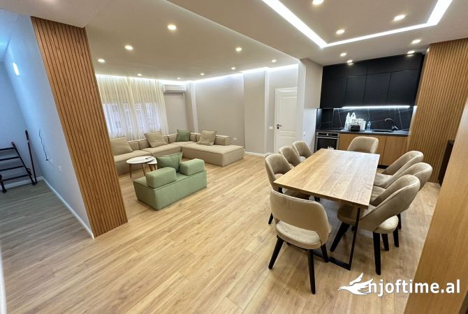 Shtepi ne shitje Apartament ne Tirane, 2+1, Mobilimi E mobiluar, Pagesa 340,000  Euro.