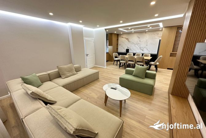 Shtepi ne shitje Apartament ne Tirane, 2+1, Mobilimi E mobiluar, Pagesa 340,000  Euro.