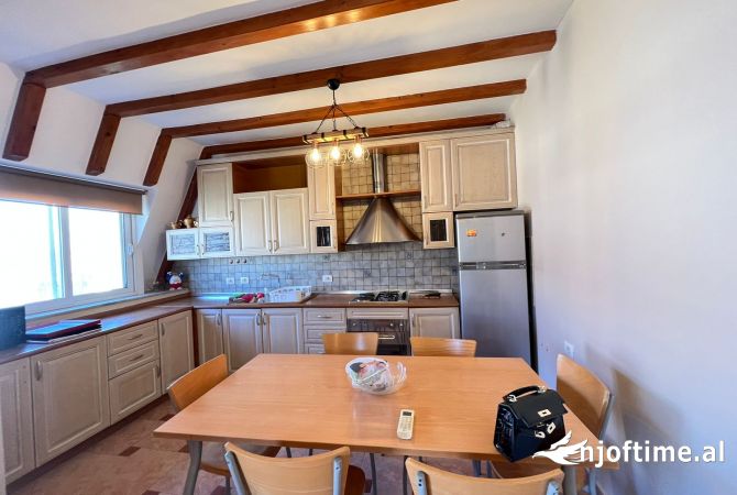 Shtepi me qera Apartament ne Tirane, 2+1, Mobilimi E mobiluar, Pagesa 750  Euro.