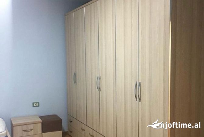 Shtepi me qera 1+1 ne Tirane - 45,000 Leke