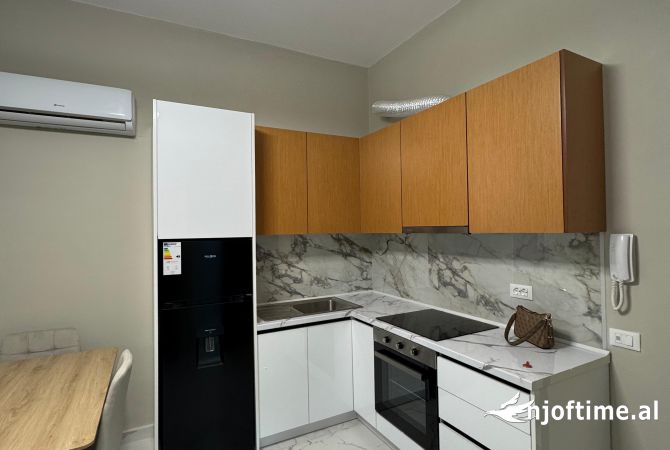 Shtepi me qera 1+1 ne Tirane - 45,000 Leke