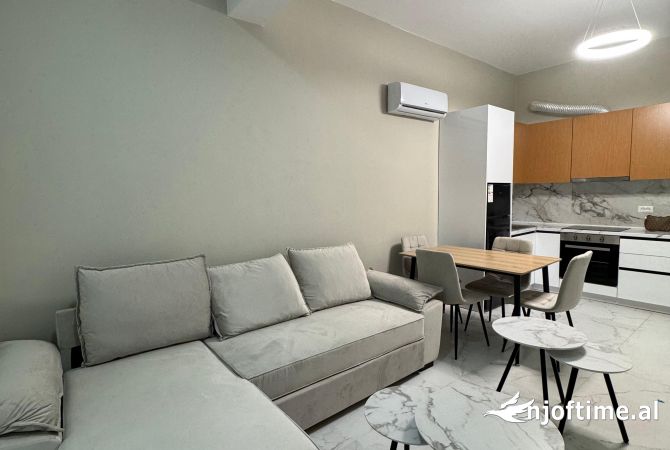 Shtepi me qera Apartament ne Tirane, 1+1, Mobilimi E mobiluar, Pagesa 45,000  Leke.