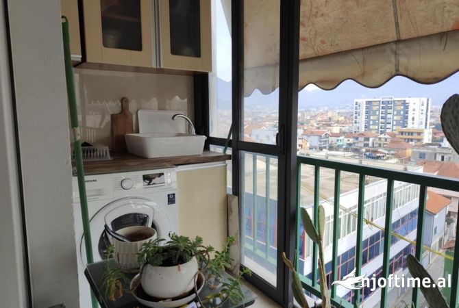 Shtepi me qera Apartament ne Tirane, 2+1, Mobilimi E mobiluar, Pagesa 600  Euro.