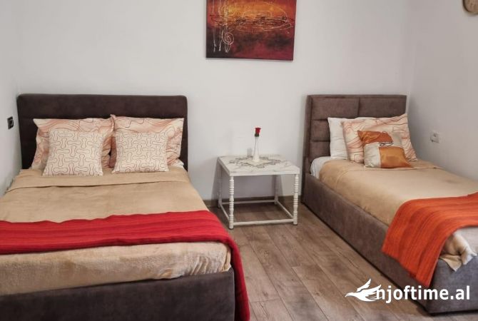 Shtepi me qera 1+1 ne Tirane - 380 Euro