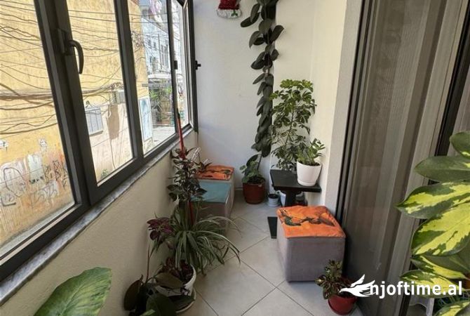 Shtepi me qera Apartament ne Tirane, 1+1, Mobilimi E mobiluar, Pagesa 600  Euro.