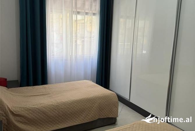 Shtepi me qera Apartament ne Tirane, 1+1, Mobilimi E mobiluar, Pagesa 600  Euro.