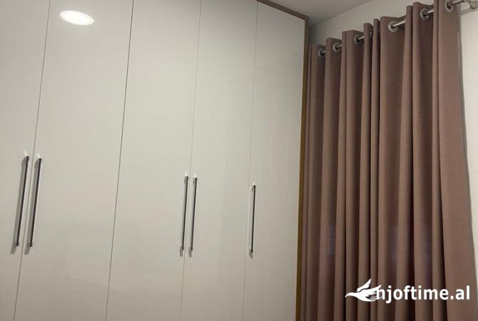 Shtepi me qera 2+1 ne Tirane - 650 Euro