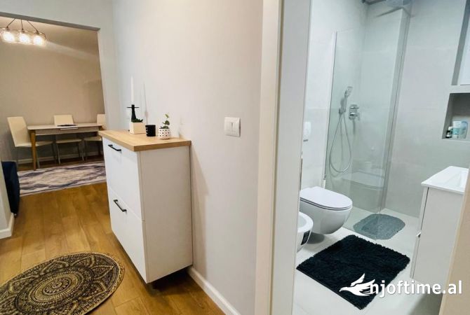 Shtepi me qera Apartament ne Tirane, 1+1, Mobilimi E mobiluar, Pagesa 700  Euro.