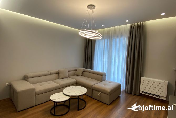Shtepi me qera Apartament ne Tirane, 2+1, Mobilimi E mobiluar, Pagesa 750  Euro.