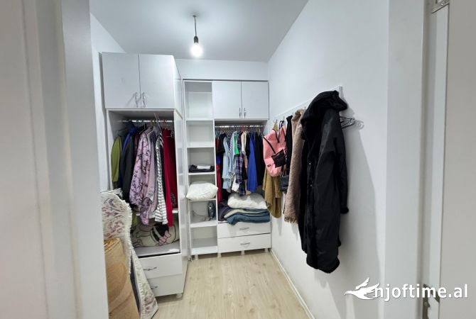 Shtepi me qera Apartament ne Tirane, 1+1, Mobilimi E mobiluar, Pagesa 50,000  Leke.