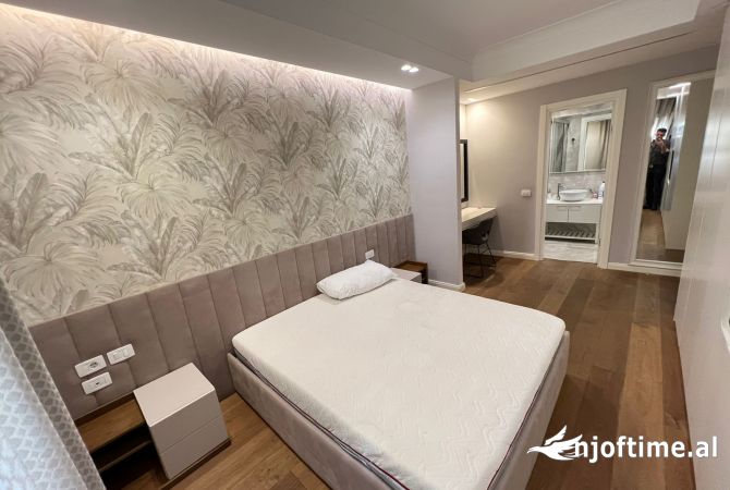 Shtepi me qera Apartament ne Tirane, 2+1, Mobilimi E mobiluar, Pagesa 1,250  Euro.