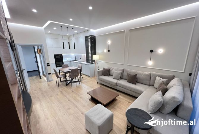 Shtepi me qera Apartament ne Tirane, 1+1, Mobilimi E mobiluar, Pagesa 1,000  Euro.