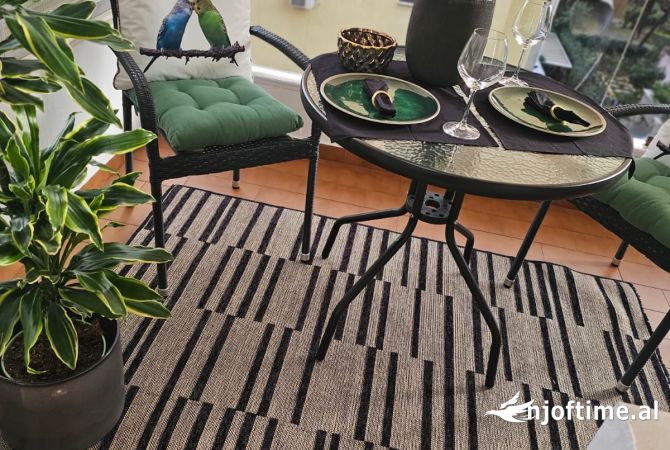 Shtepi me qera 2+1 ne Tirane - 800 Euro