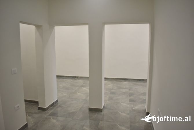 Ambient biznesi ne shitje 1+1 ne Tirane - 525,000 Euro