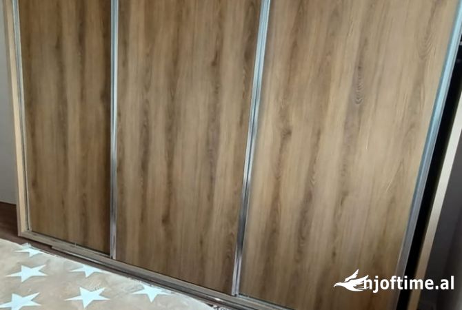 Shtepi me qera Apartament ne Tirane, 1+1, Mobilimi E mobiluar, Pagesa 50,000  Leke.