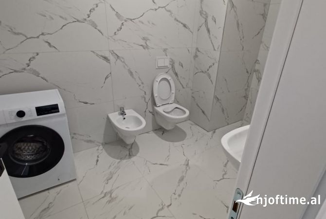 Shtepi me qera Apartament ne Tirane, 1+1, Mobilimi E mobiluar, Pagesa 50,000  Leke.