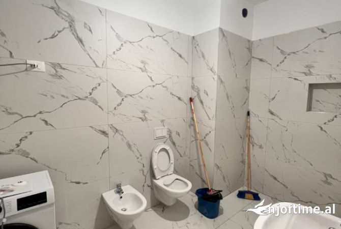 Shtepi me qera Apartament ne Tirane, 1+1, Mobilimi E mobiluar, Pagesa 50,000  Leke.