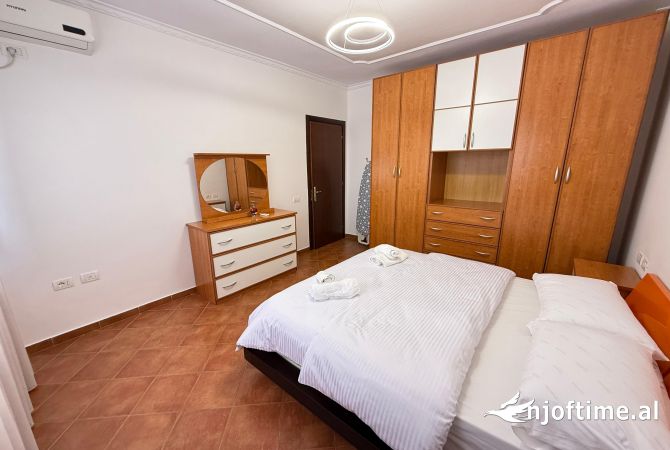Shtepi me qera Apartament ne Tirane, 1+1, Mobilimi E mobiluar, Pagesa 600  Euro.