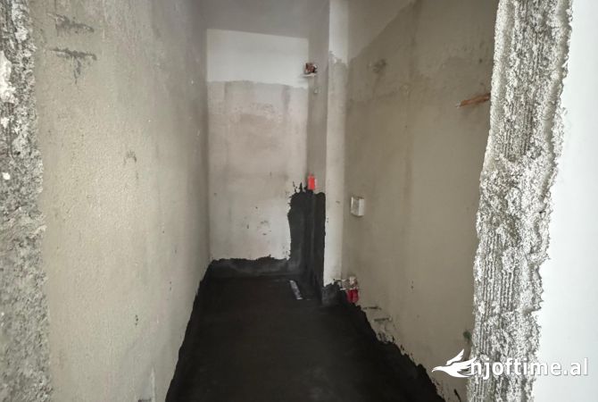 Shtepi ne shitje 2+1 ne Tirane - 130,000 Euro