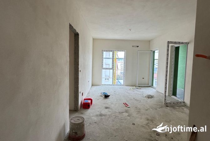 Shtepi ne shitje 2+1 ne Tirane - 130,000 Euro