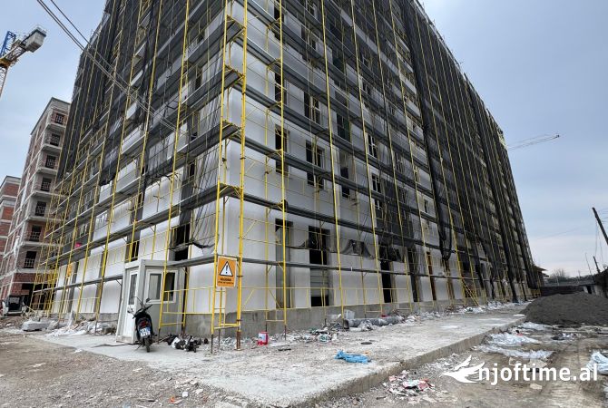 Shtepi ne shitje Apartament ne Tirane, 2+1, Mobilimi Bosh, pa mobiluar, Pagesa 130,000  Euro.