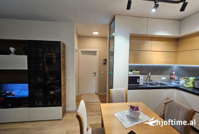 Shtepi ne shitje 2+1 ne Tirane - 240,000 Euro
