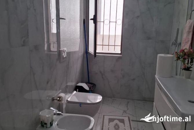 Shtepi ne shitje 3+1 ne Tirane - 197,000 Euro