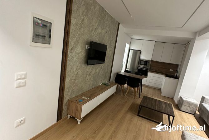 Shtepi me qera Apartament ne Tirane, 1+1, Mobilimi E mobiluar, Pagesa 65,000  Leke.