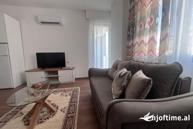 Shtepi me qera 1+1 ne Tirane - 650 Euro