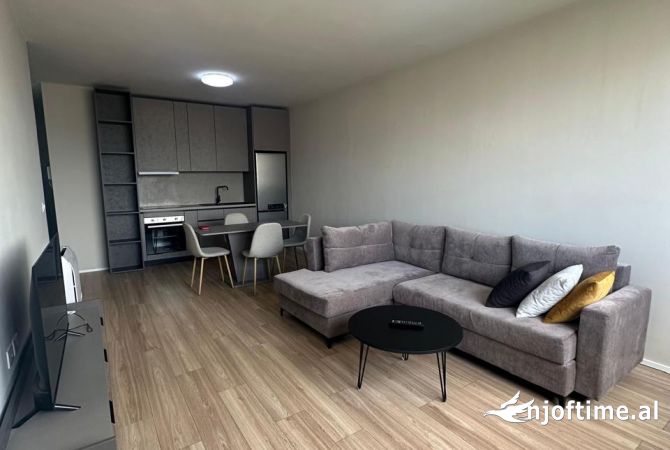 Shtepi me qera 2+1 ne Tirane - 550 Euro