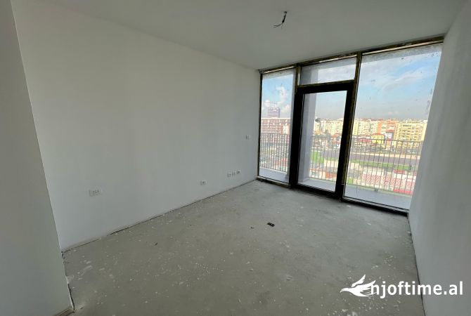 Apartment for sale in Tirana 3+1, Emty