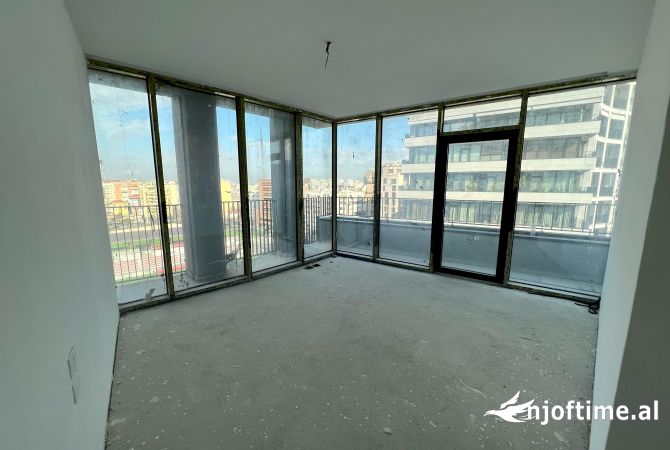 Apartment for sale in Tirana 3+1, Emty