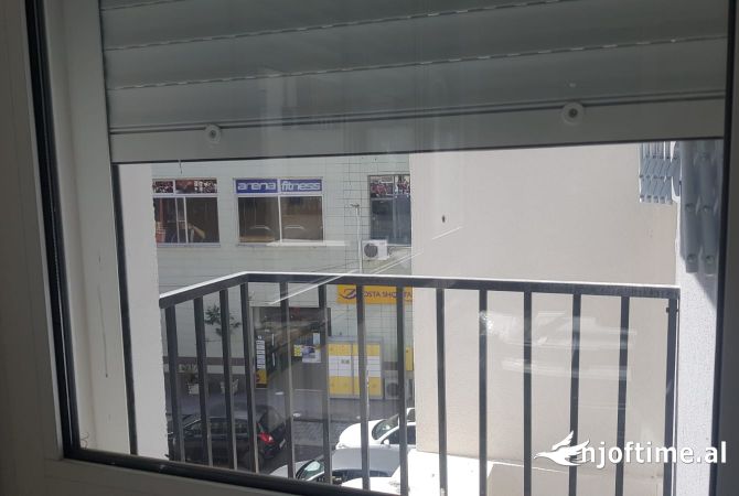 Shtepi me qera 1+1 ne Tirane - 650 Euro