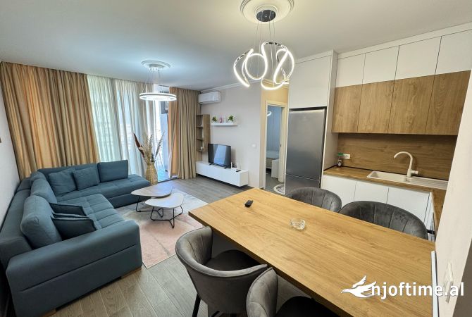 Shtepi me qera Apartament ne Tirane, 2+1, Mobilimi E mobiluar, Pagesa 750  Euro.