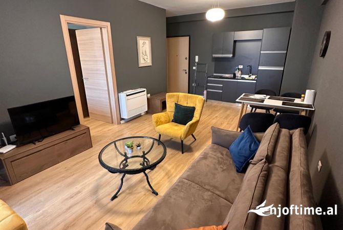 Shtepi me qera Apartament ne Tirane, 1+1, Mobilimi E mobiluar, Pagesa 600  Euro.