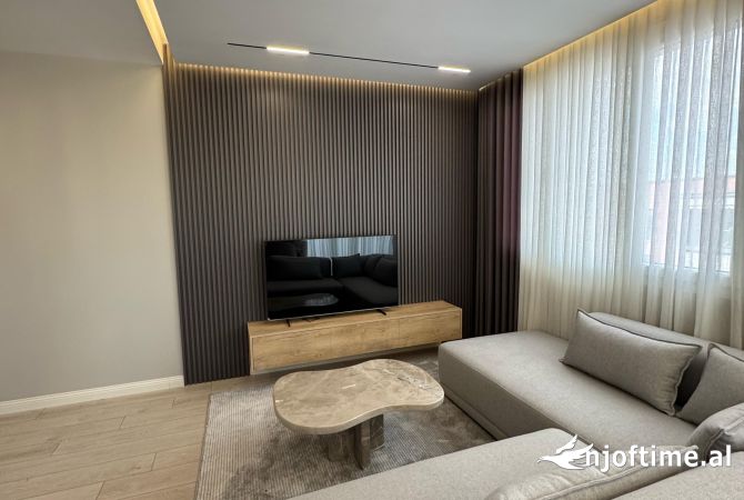 Shtepi me qera 2+1 ne Tirane - 850 Euro