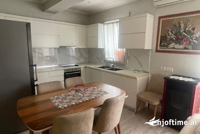 Shtepi me qera 1+1 ne Tirane - 500 Euro