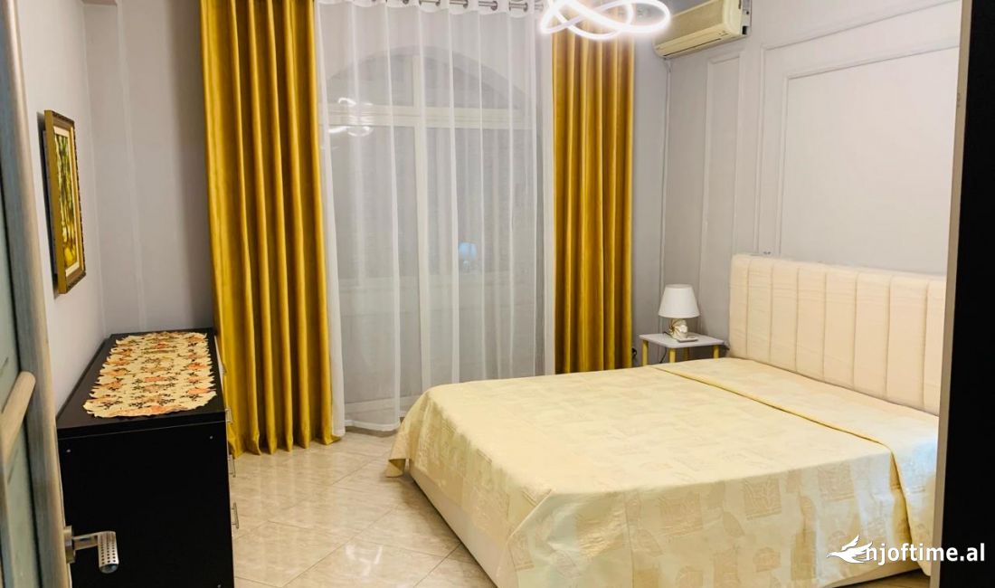 Shtepi me qera Apartament ne Tirane, 1+1, Mobilimi E mobiluar, Pagesa 600  Euro.