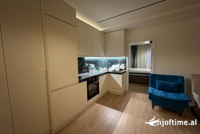 Shtepi me qera Apartament ne Tirane, 2+1, Mobilimi E mobiluar, Pagesa 1,000  Euro.