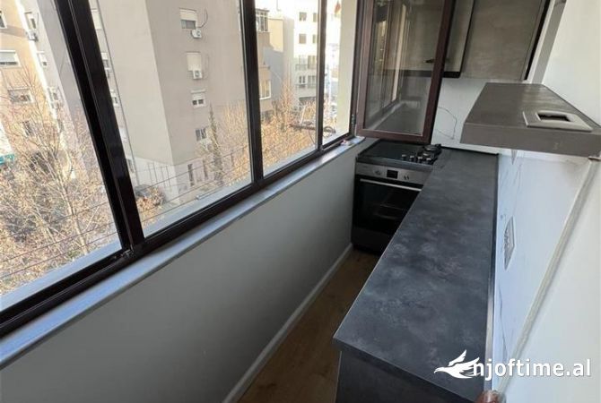 Shtepi me qera Apartament ne Tirane, 1+1, Mobilimi E mobiluar, Pagesa 55,000  Leke.