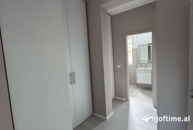 Shtepi me qera 2+1 ne Tirane - 800 Euro