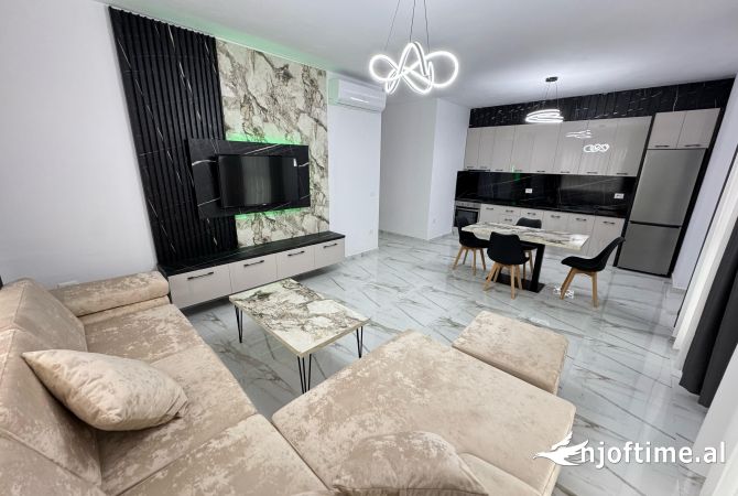 Shtepi me qera 2+1 ne Tirane - 800 Euro