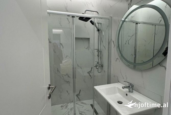 Shtepi me qera 3+1 ne Tirane - 800 Euro