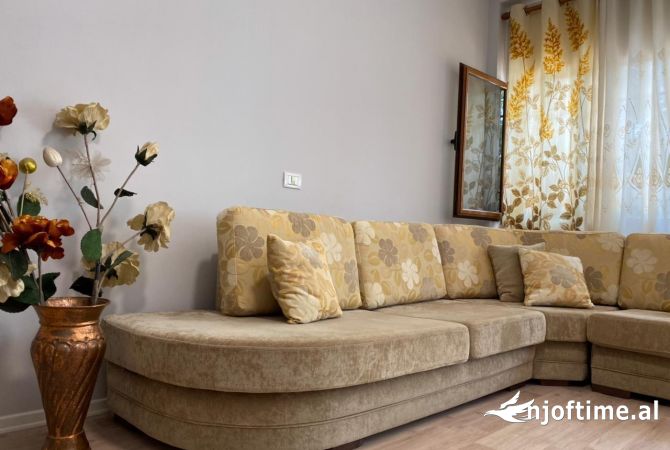 Shtepi me qera 1+1 ne Tirane - 300 Euro